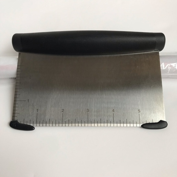 Nwt - Covotna, Set Of Silicone Pastry Mat And Stainless Steel Scrapper. - Picture 7 of 9